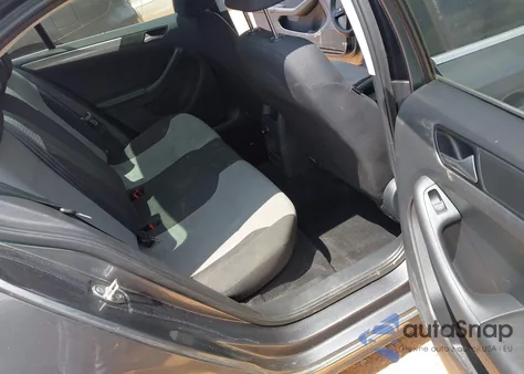 2017 Volkswagen Jetta 1.4T S из США, поврежденный, VIN 3VW2B7AJ7HM329903